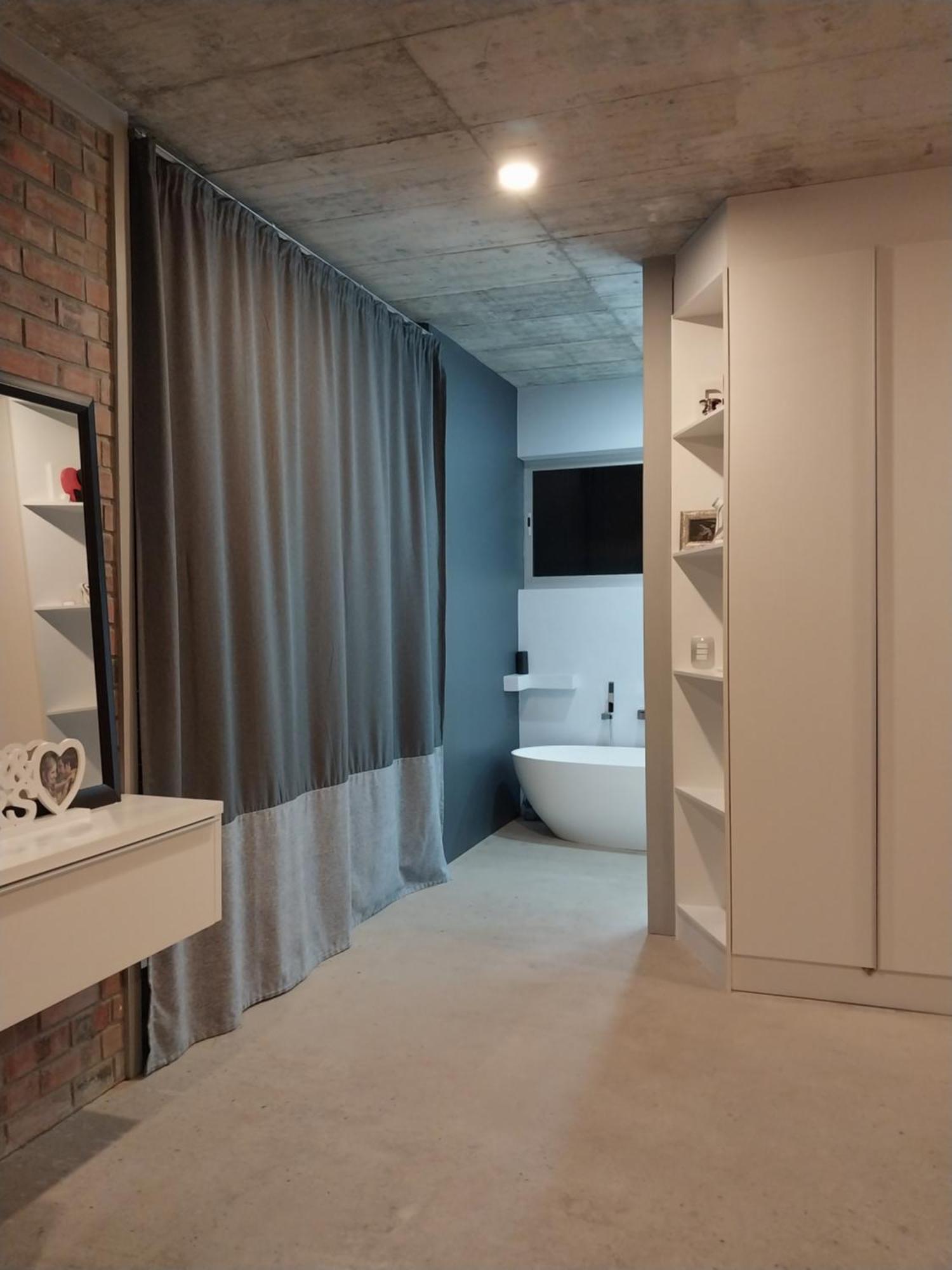 Chapman View Apartment